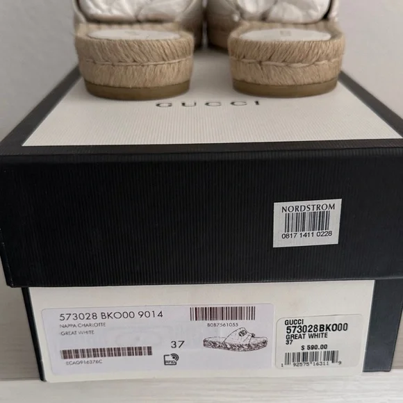 Gucci Women's White Espadrille Slides with Gold Logo - Picture 5 of 7